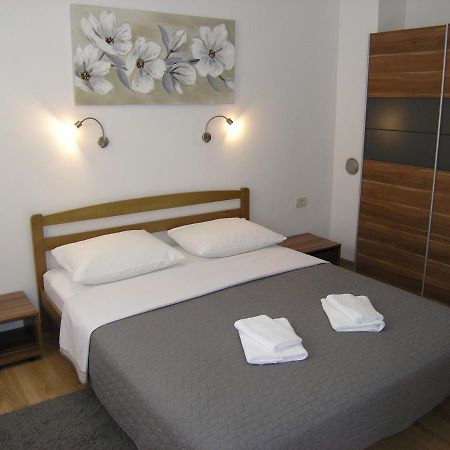 Apartments Mari With Terrace 巴斯卡 外观 照片