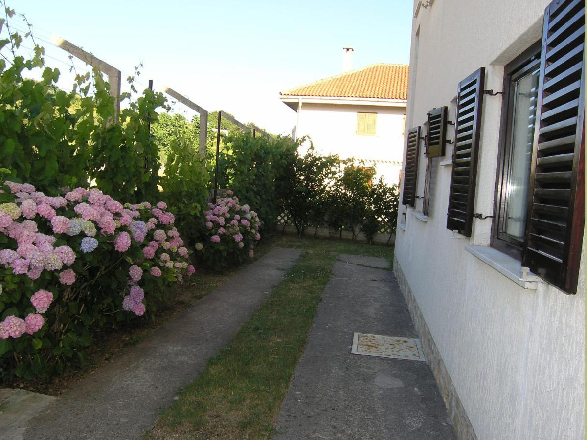 Apartments Mari With Terrace 巴斯卡 外观 照片